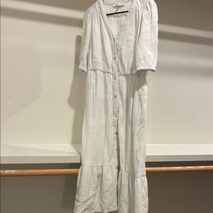 C&C California Light Gray Long Sleeve Dress